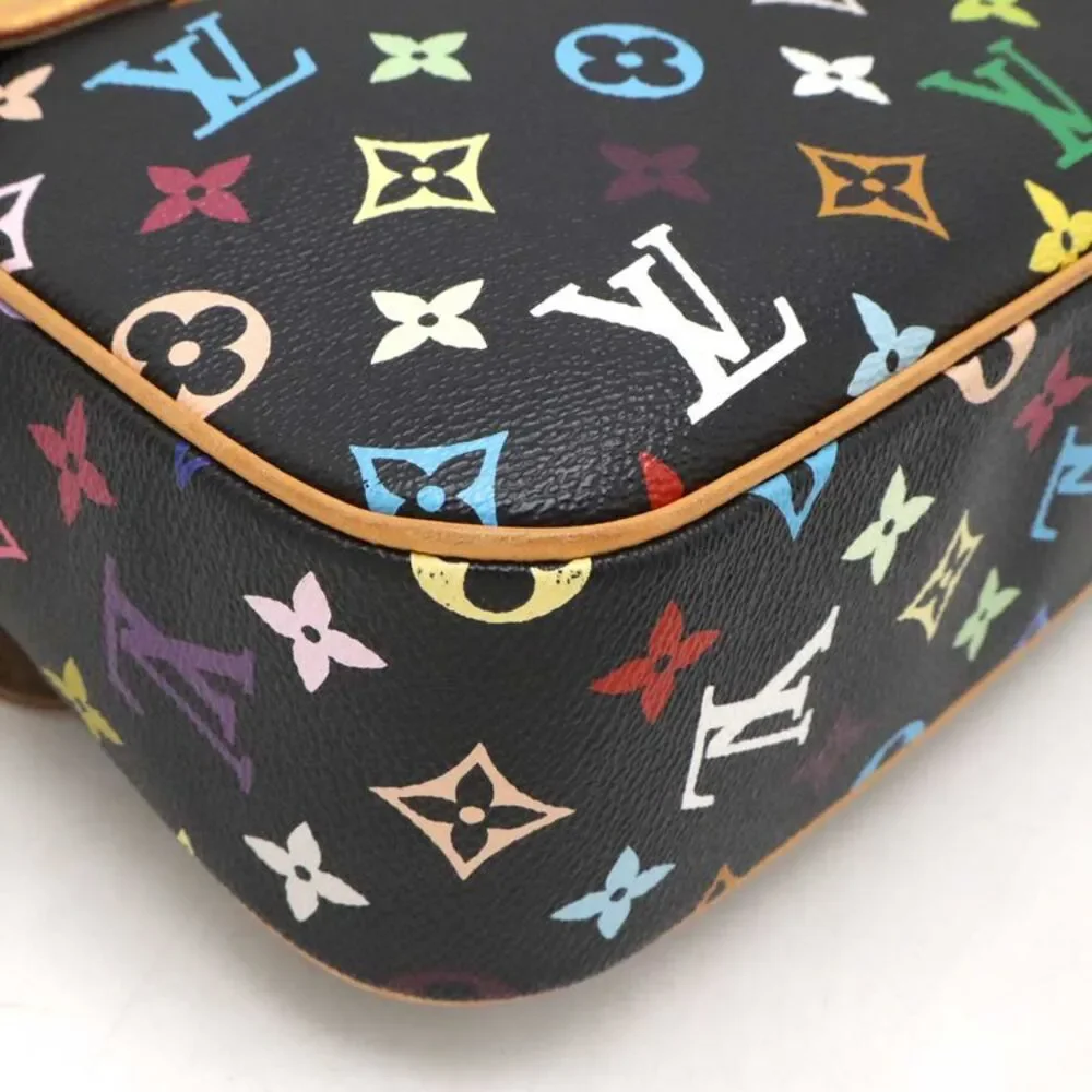 Louis Vuitton delivery duty
